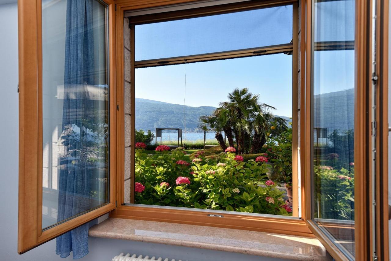 Torre Degli Ulivi Bed and Breakfast Tignale Εξωτερικό φωτογραφία