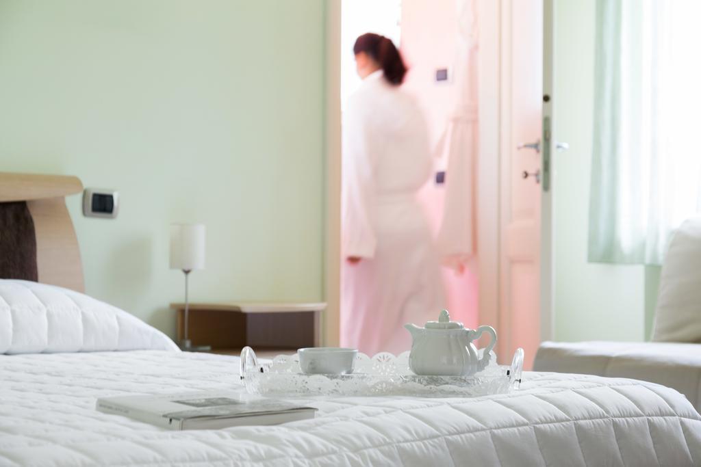 Torre Degli Ulivi Bed and Breakfast Tignale Εξωτερικό φωτογραφία